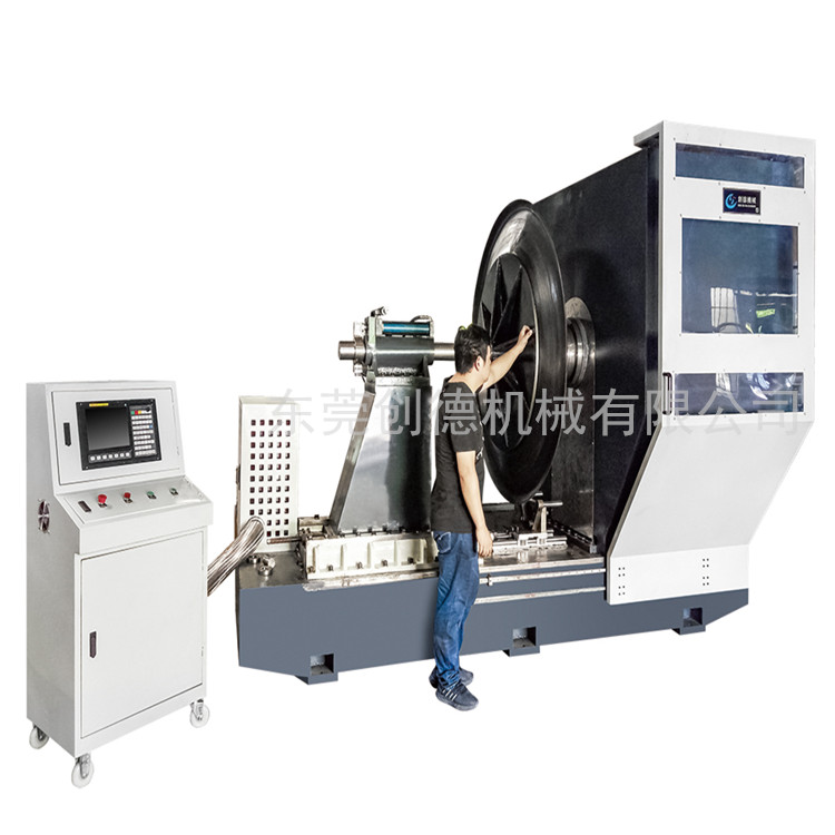風(feng)機前盤(pan) 進風口(kou)數控旋(xuán)壓機